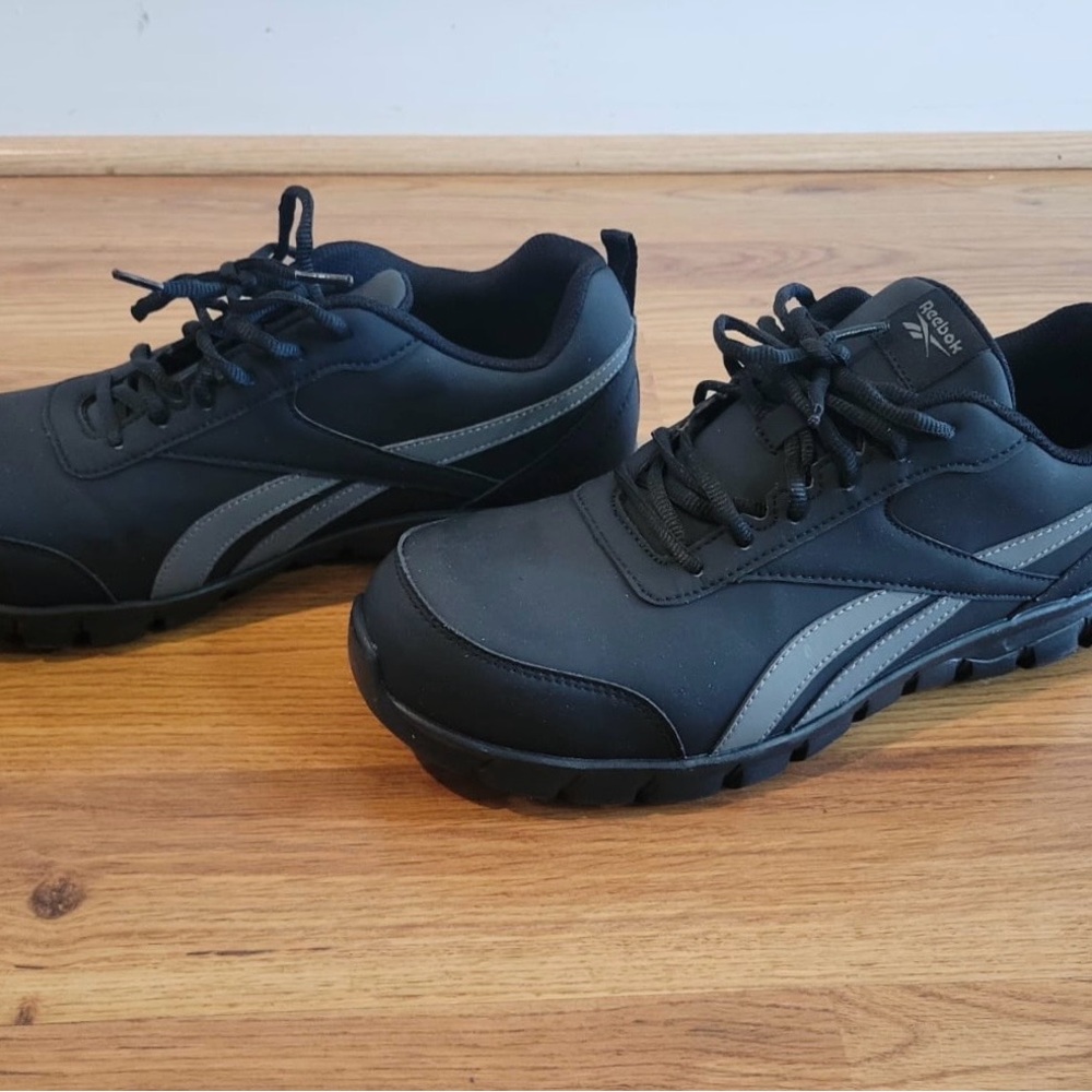 Like New Reebok Men’s Work Boots — Black + Grey - Picture 3 of 5